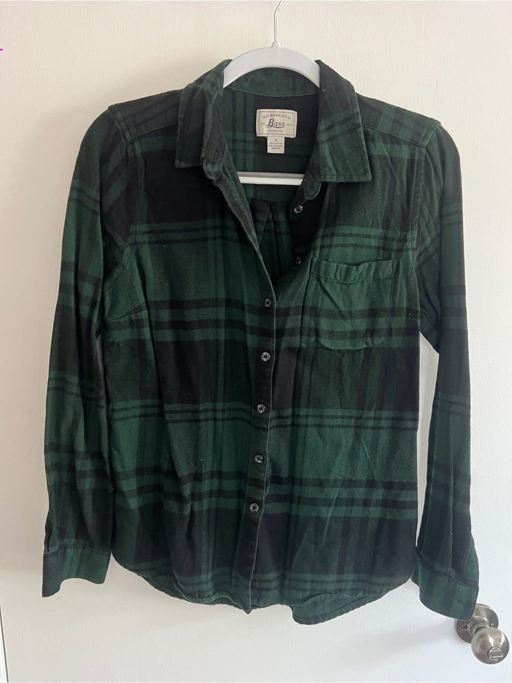 Bass: Flannel Plaid Button-Down Shirt